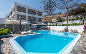 Porto Castello 3*